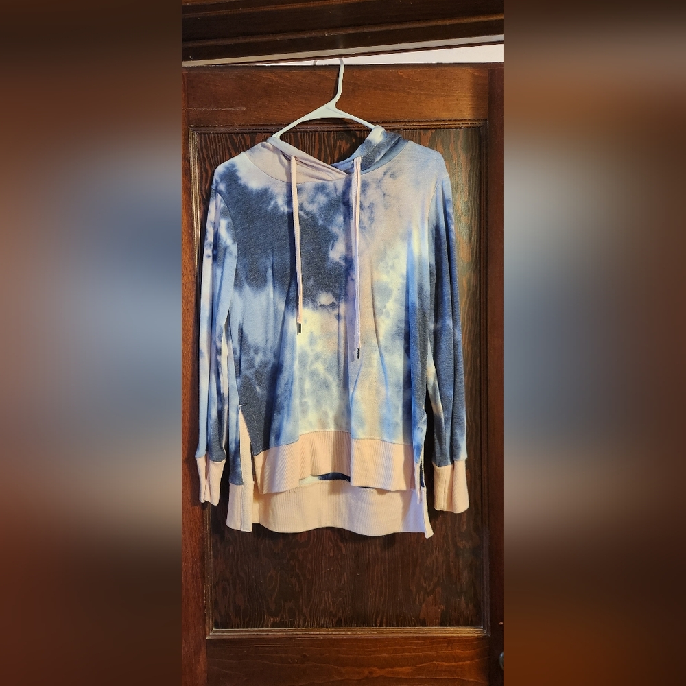 Size S Pullover Hoodie